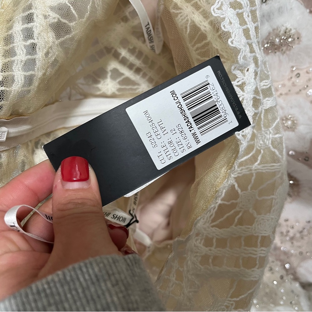 NWT Tadashi Shoji Rhinestone Embroidered Long Sleeve Cocktail Dress size12 ivory - Picture 10 of 11